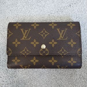 Louis Vuitton wallet